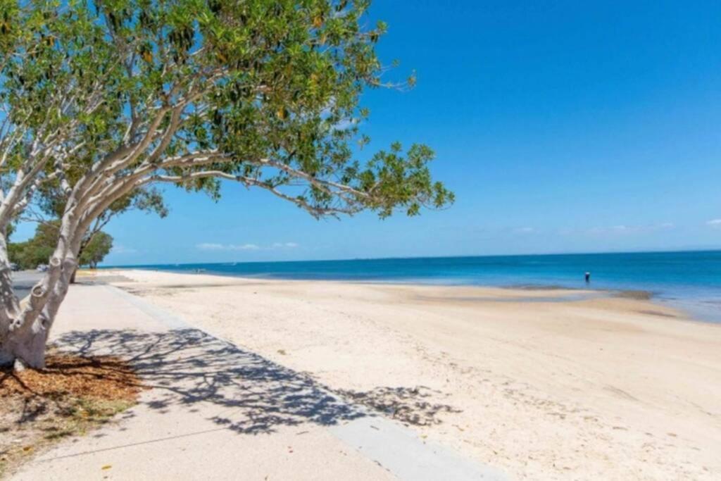 Bribie Island Unit With Pool - Amazing Beaches & Lifestyle! Bongaree Екстериор снимка